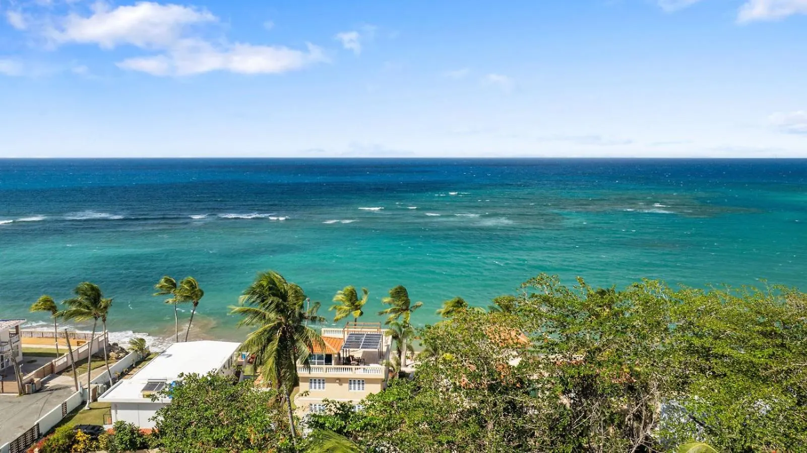 Beachfront Getaway At Ocean View Castle Condo Aguada Porto Rico